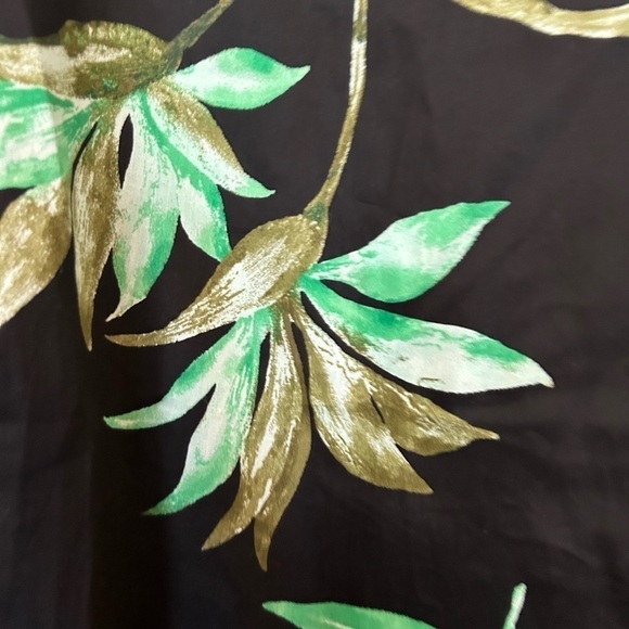 Lauren, by Ralph Lauren, medium black and green tropical blouse pop over - Picture 3 of 8